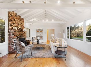 33 Castro St, Forest Knolls, CA
