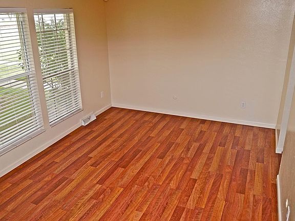 5th image of 11904 E Canal Dr