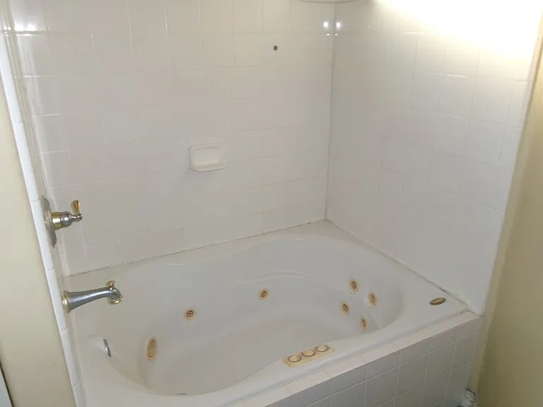 12506 Andes Ave — Photo 13