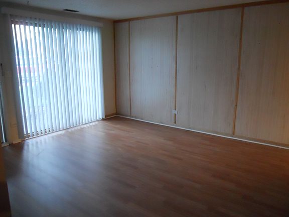 3rd image of 2200 Morningside Cir #15