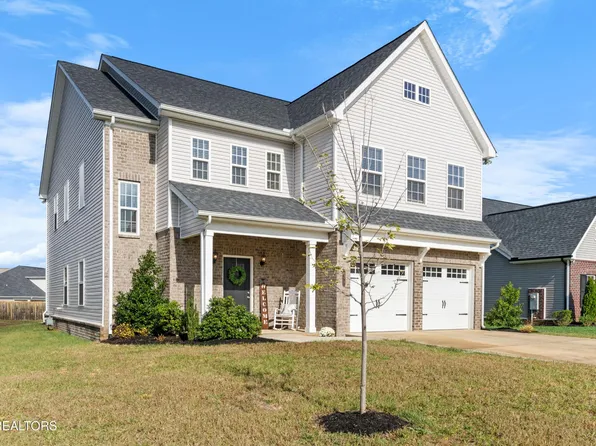 209 E Glenview Dr, Lenoir City, TN 37771