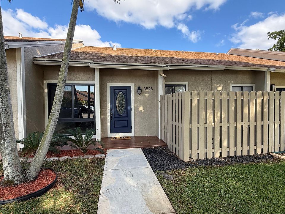 1st image of 3528 NW 111th Ave