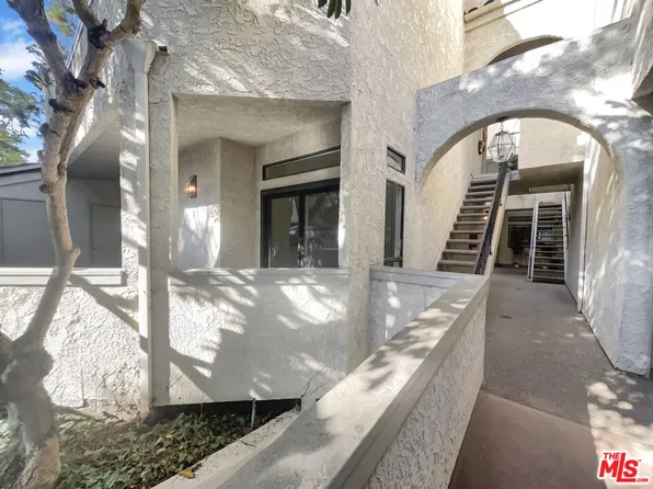 5145 Tortuga Dr APT 101, Huntington Beach, CA 92649