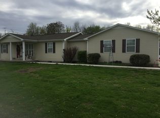 511 N Broadway, Sesser, IL 62884