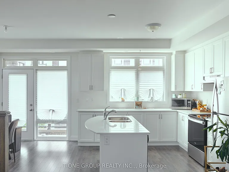 133 Moneypenny Pl N — Photo 6