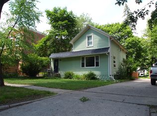 184 Oak St, Hillsdale, MI 49242