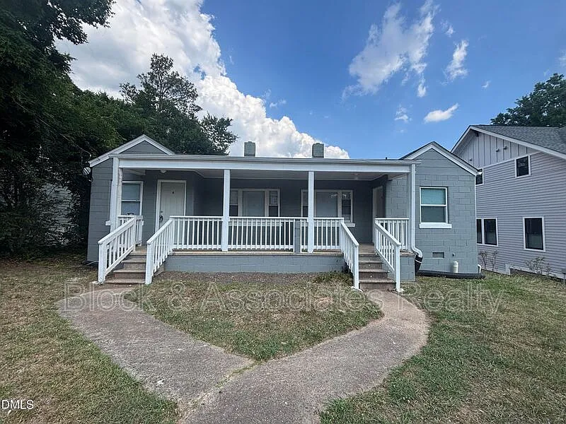 2 bed, 1.0 bath, $1,395 — Photo 1