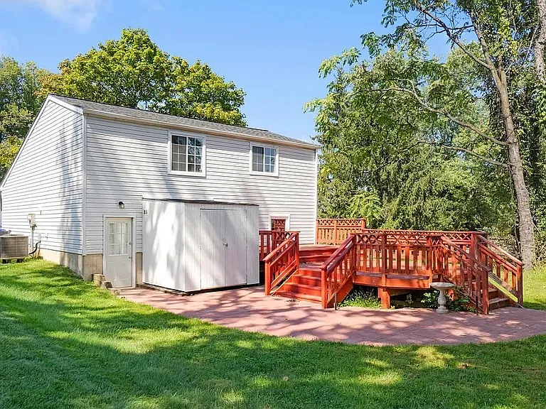347 Kearney Dr — Photo 3