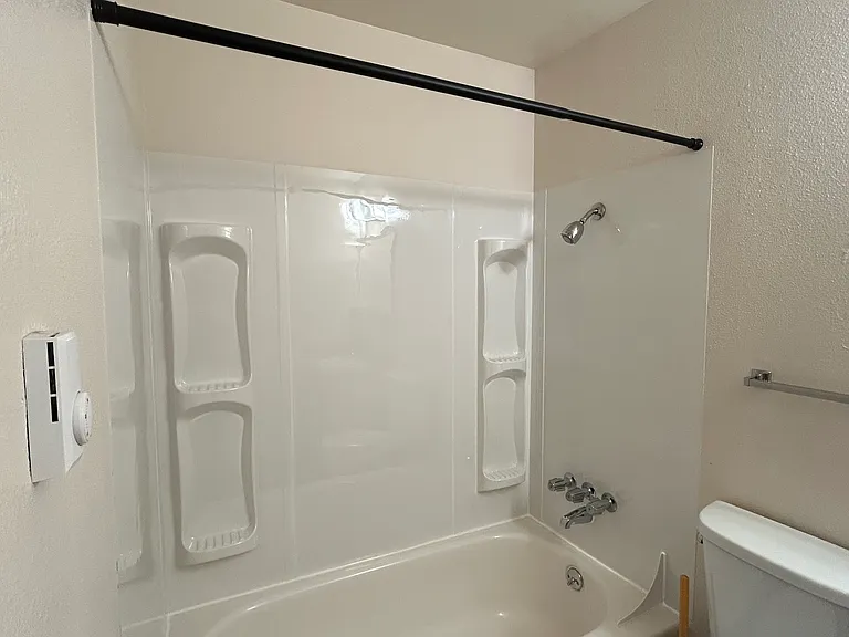 Washington Park Apartments — Photo 41