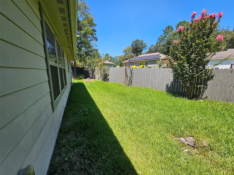 10761 Royal Terrell Dr — Photo 33