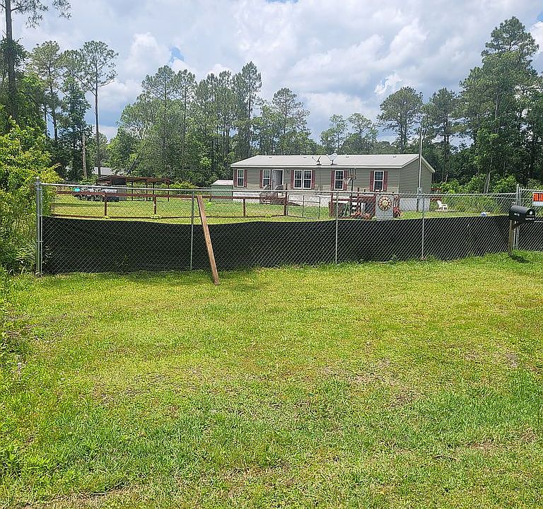2nd image of 44115 Forest View Rd