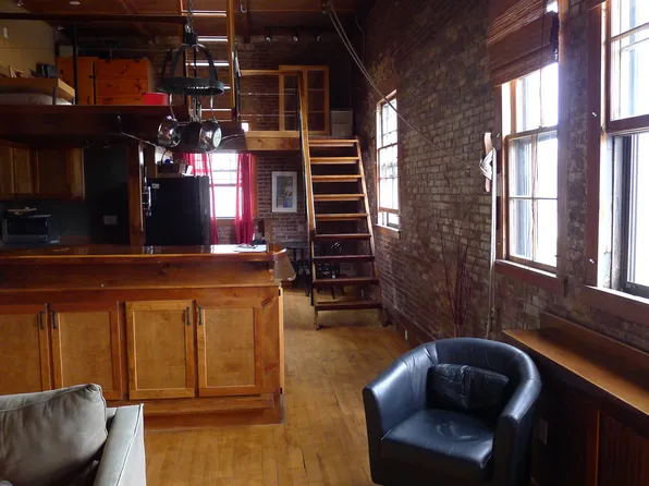 20 West St APT 33, Portland, ME 04102