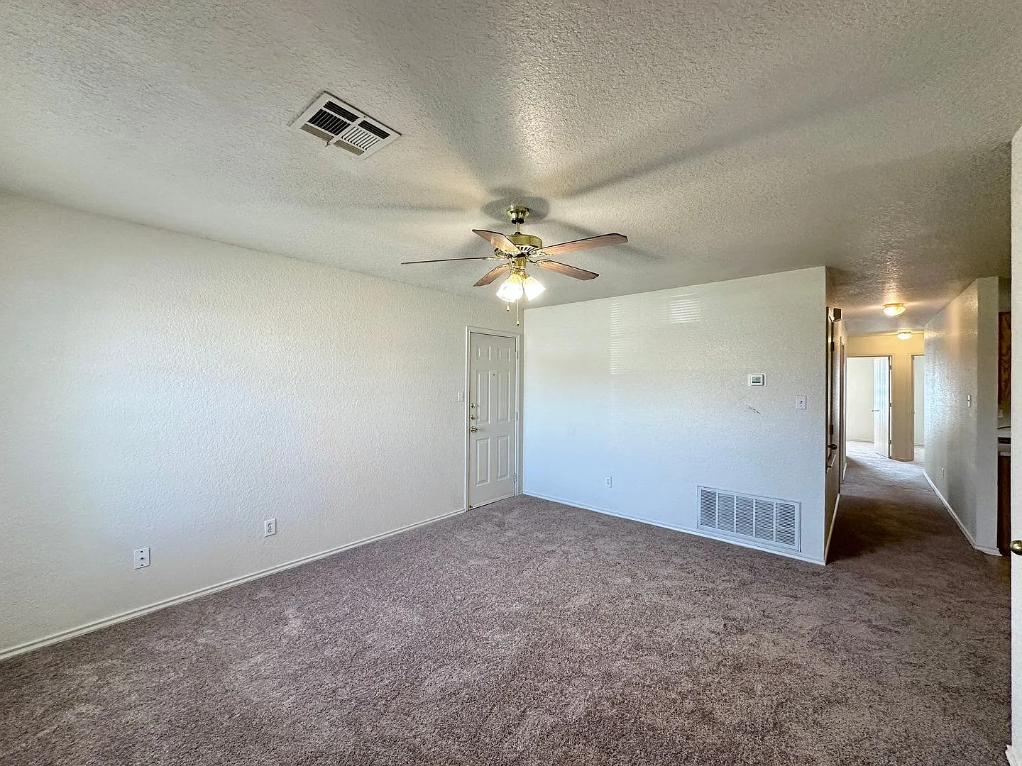 2608 Alma Dr — Photo 2