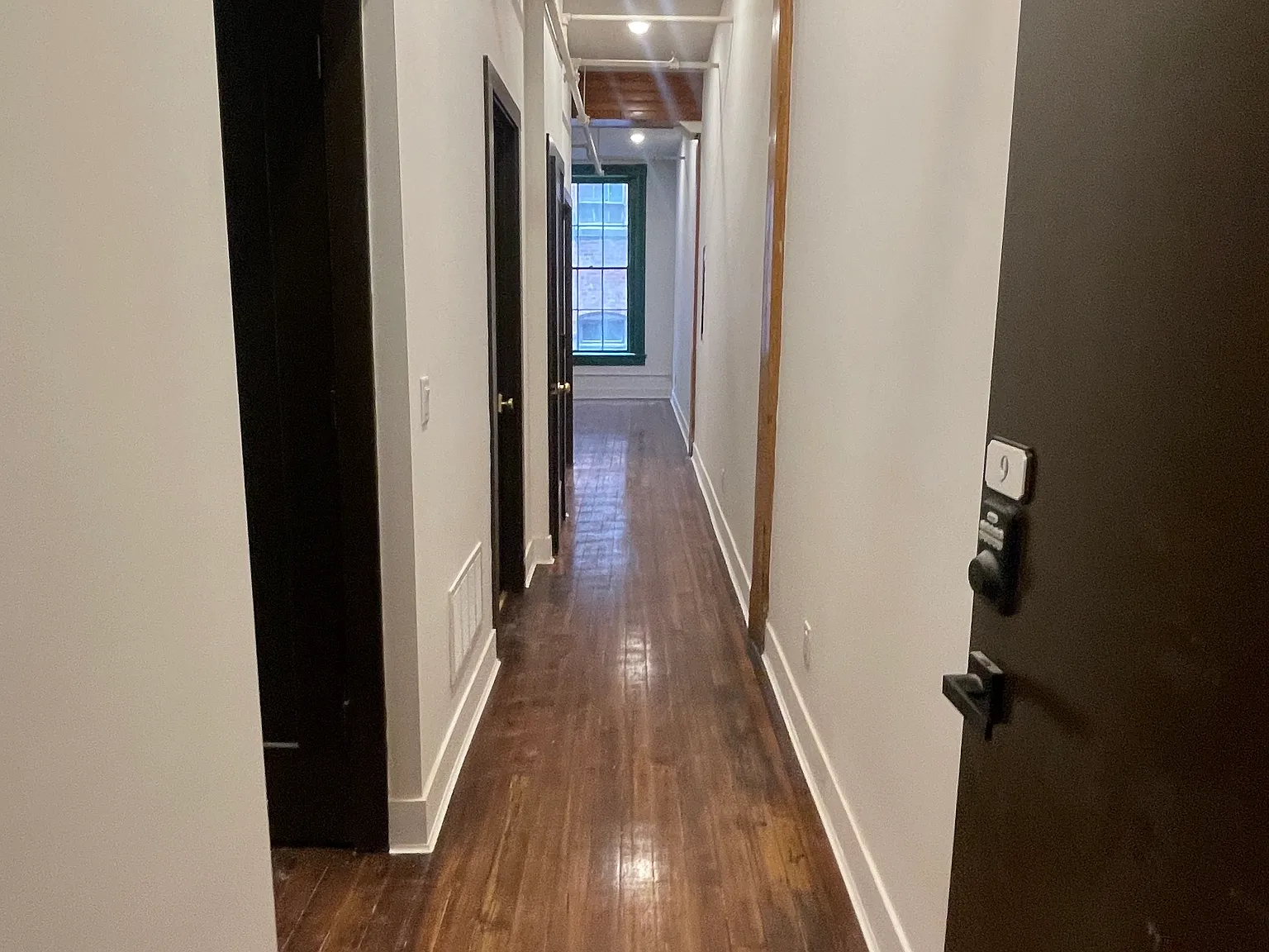 3 bed, $2,550 — Photo 3