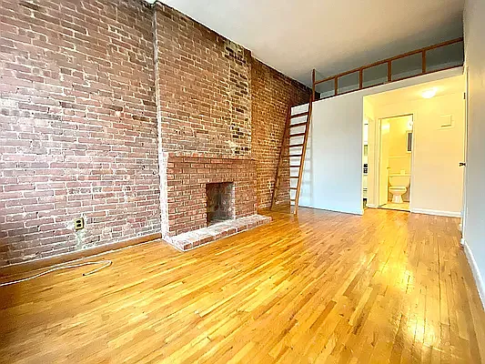 Rented by Oxford Property Group | media 23