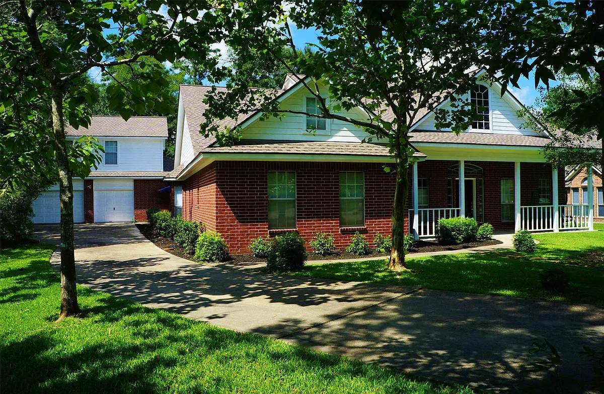Building Photo - 2429 Chantilly Ln
