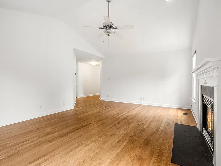 4 Kandes Ct — Photo 7