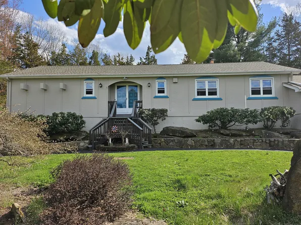 20 Adams Drive, Shelton, CT 06484