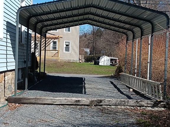 2nd image of 2092 N Bennington Road