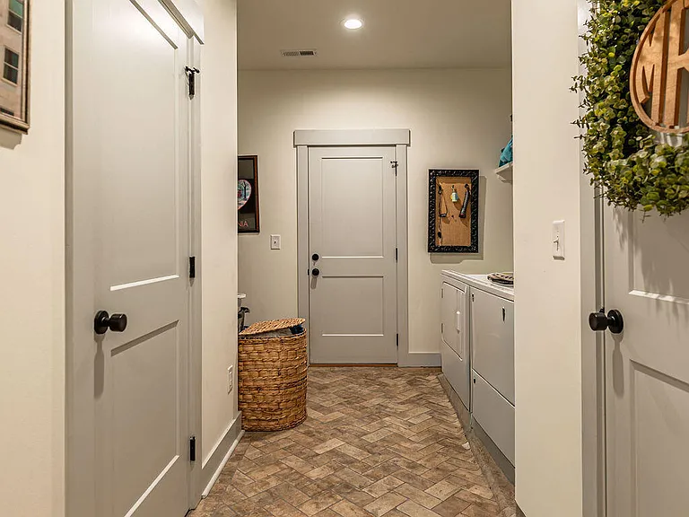 237 Carriage Park Dr — Photo 27