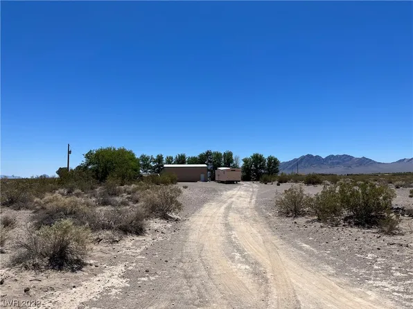 141 Quarterhorse Rd, Amargosa Valley, NV 89020