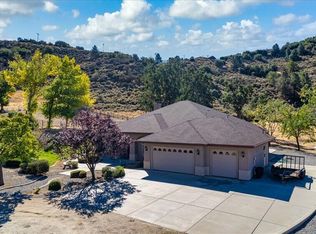 26450 Cumberland Rd, Tehachapi, CA 93561