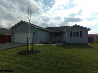 965 5th St, Gering, NE 69341