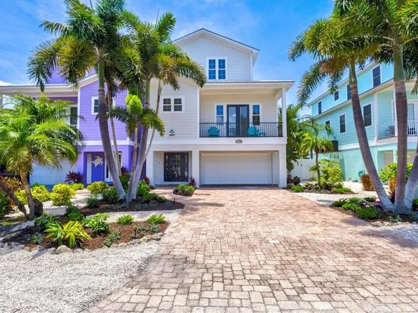 145 50th St, Holmes Beach, FL 34217