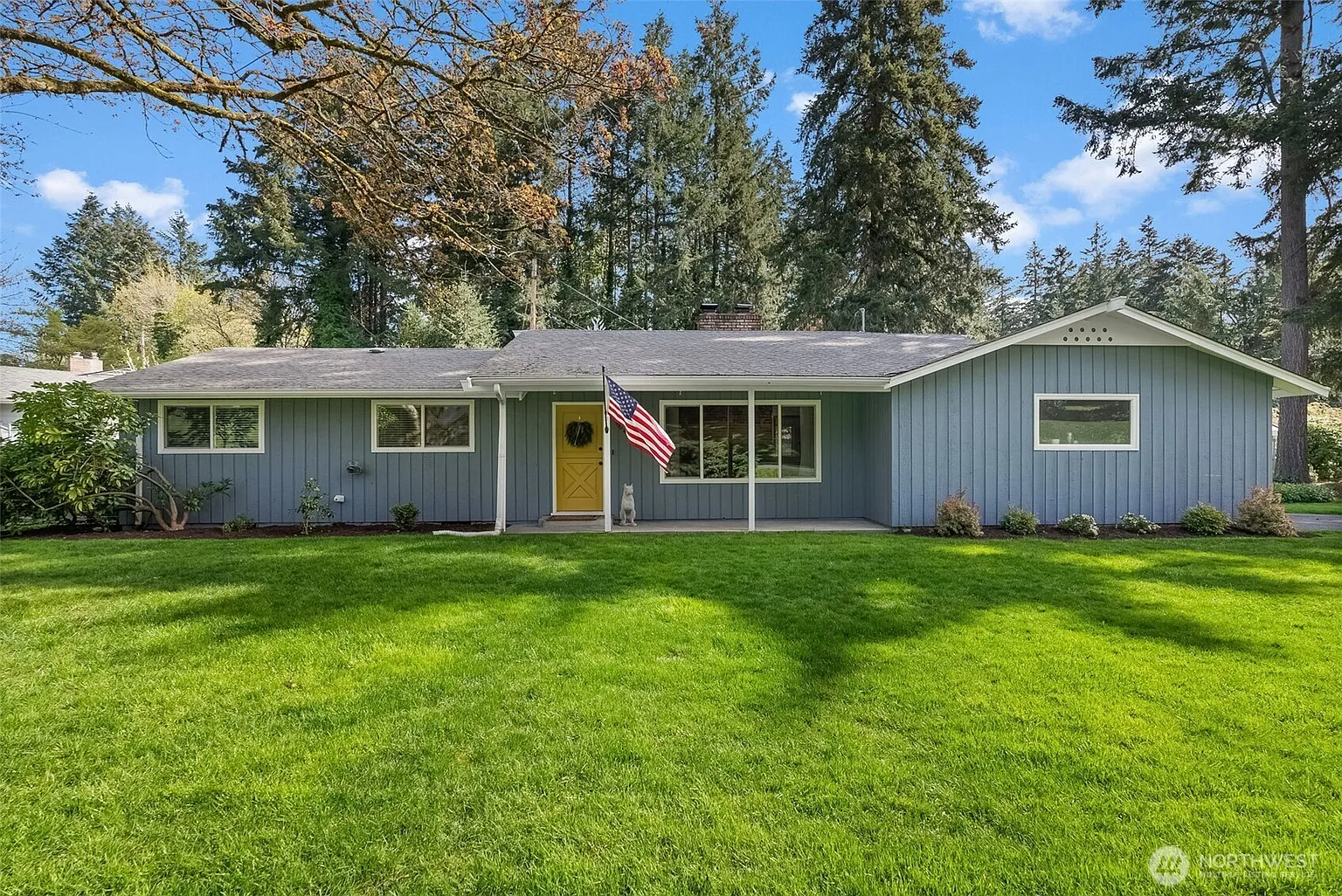 10431 Glenwood Drive SW photo 1