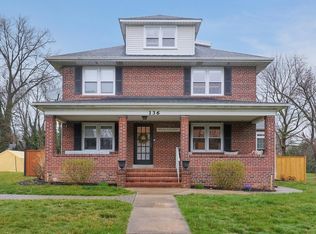 136 Mountain Pkwy, Green Brook, NJ 08812