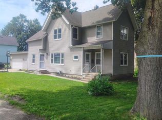 362 E Ash St, Canton, IL 61520