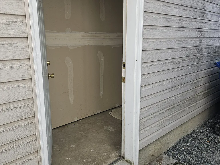 additional storage closet for bikes and strollers
