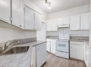 Rideau Classic, Saskatoon, SK S7K 2M4