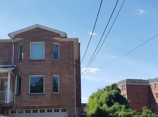 26 Prospect St #B, Palisades Park, NJ 07650