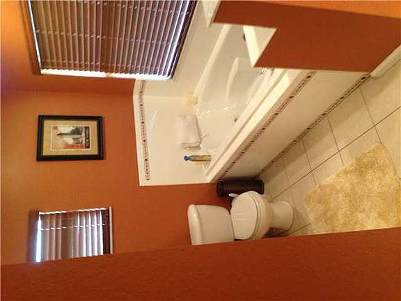 3rd image of 11195 N 61st Street