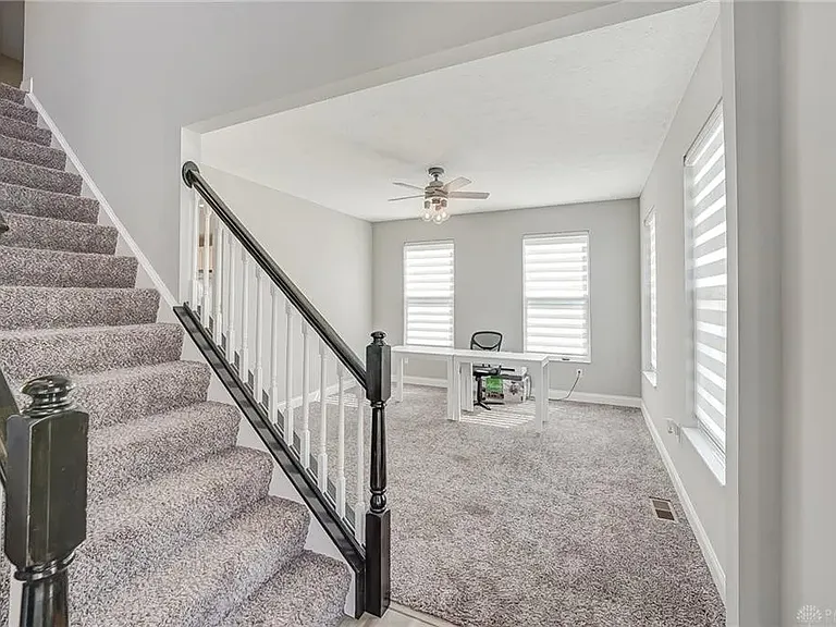 997 McKinney Ln — Photo 14