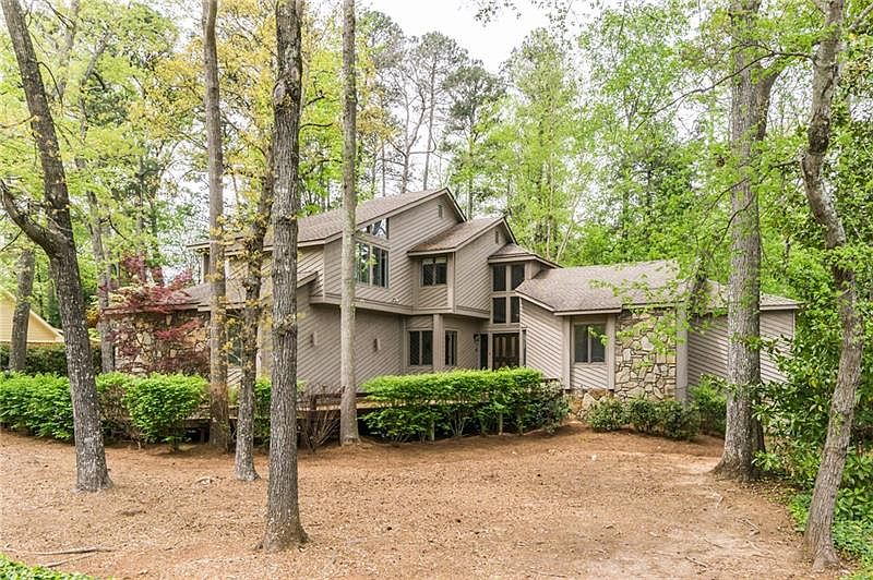 1st image of 3299 Turtle Lake Dr SE
