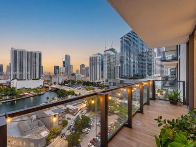 88 SW 7th St APT 1012, Miami, FL, 33130