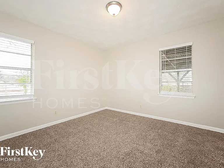 3825 Tolbert St — Photo 11