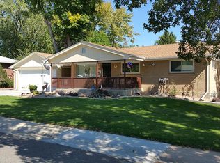 3207 W Pimlico Dr, Englewood, CO 80110