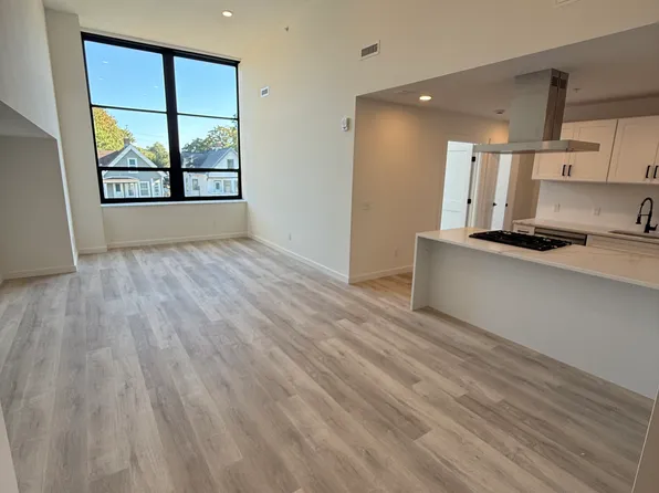 157 Richards St, West Haven, CT