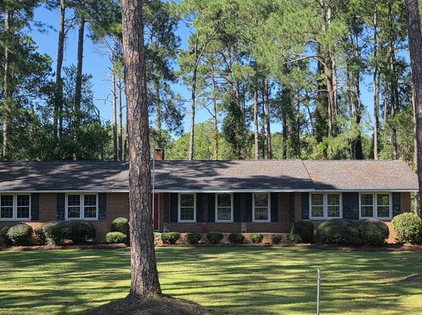 1123 W Roanoke Drive Ext, Fitzgerald, GA 31750