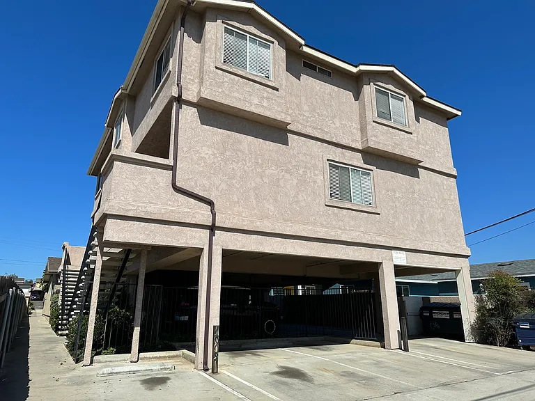 951 Georgia St #C — Photo 19