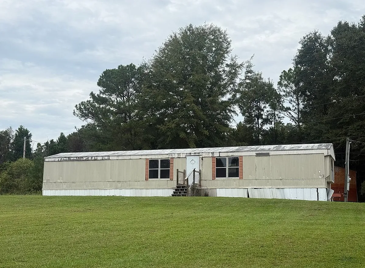Building Photo - 3503 Lee Road 166