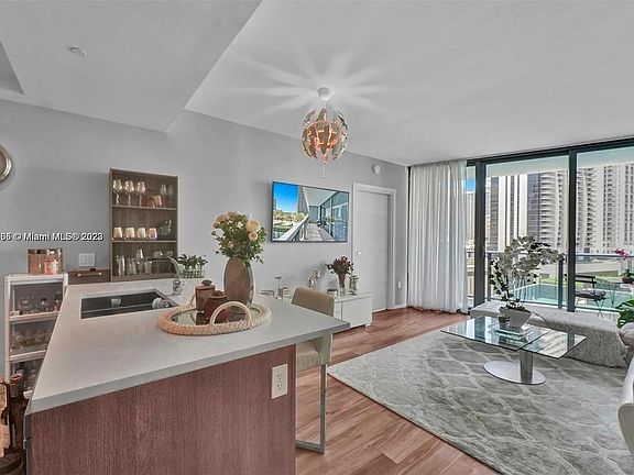 5th image of 801 S Miami Ave #1103