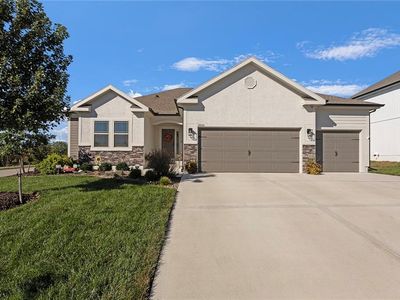 11000 N Bristol Ave, Kansas City, MO, 64156