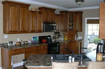 3rd image of 1013 Clear Brook Ct