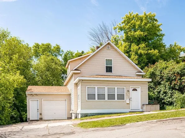 1025 W 3rd St, Duluth, MN 55806