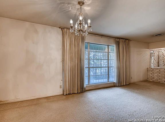5th image of 10103 Carolwood Dr