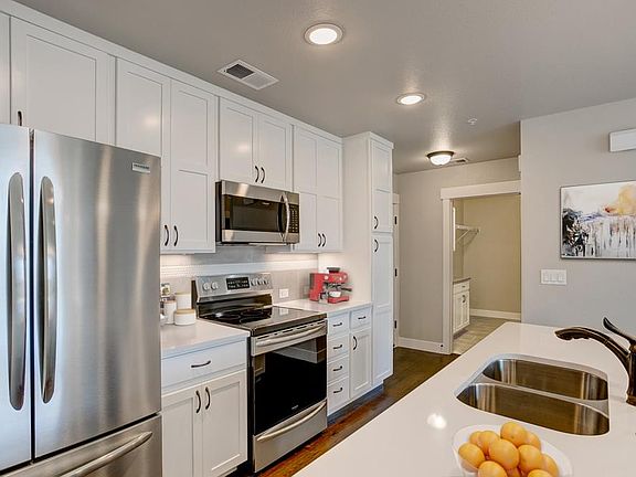 Kitchen - Previous Princeton Floor Plan - Finishes May Vary